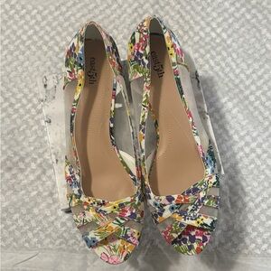 East 5th Red and Pink Floral Flats